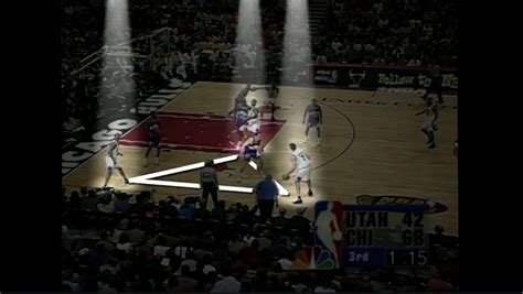 chicago bulls triangle offense|Phil Jackson Triangle Offense ESPN Detail.